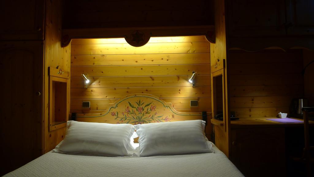 Hotel Du Parc - Manoir Du Baron Blanc Faverges Eksteriør bilde