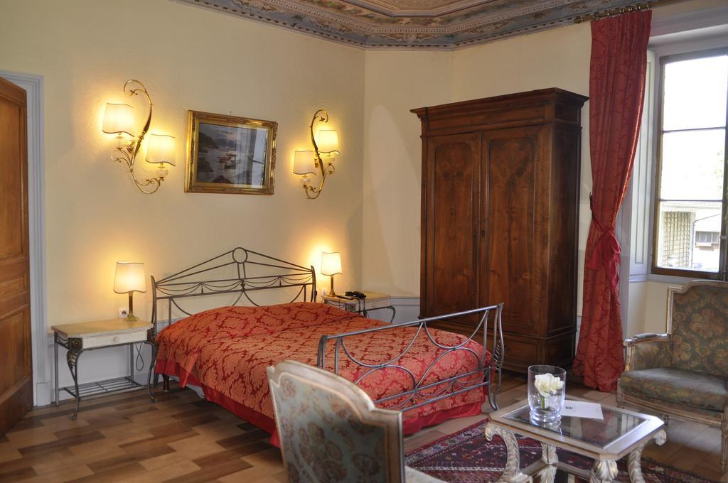 Hotel Du Parc - Manoir Du Baron Blanc Faverges Rom bilde